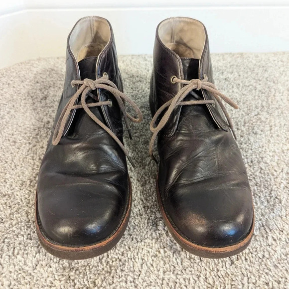 UGG Leighton Dark Brown Leather Chukka Boot sz 9 main image 9